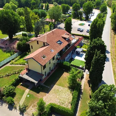 Cristallo - Accesso Gratuito A Parco Acquatico Desenzano del Garda